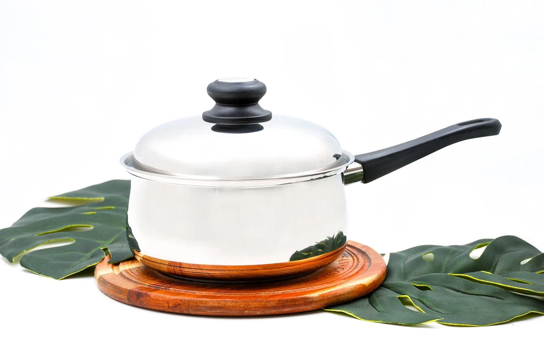 Flash Sale 🤩 Lynns Mercury 200F Covered Saucepan 3qt 👍 1 Flash Sale 🤩 Lynns Mercury 200F Covered Saucepan 3qt 👍